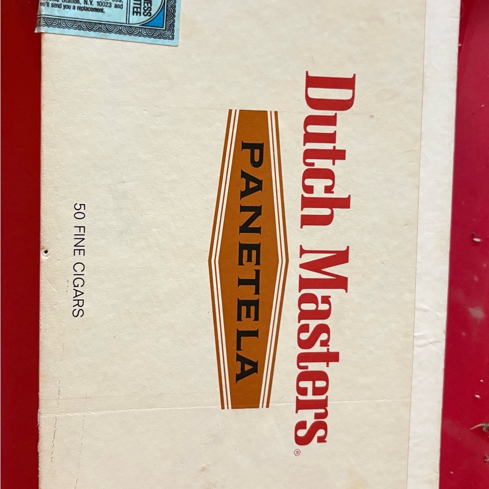 Dutch Masters Panetela Cigar Box - Cream & Red
